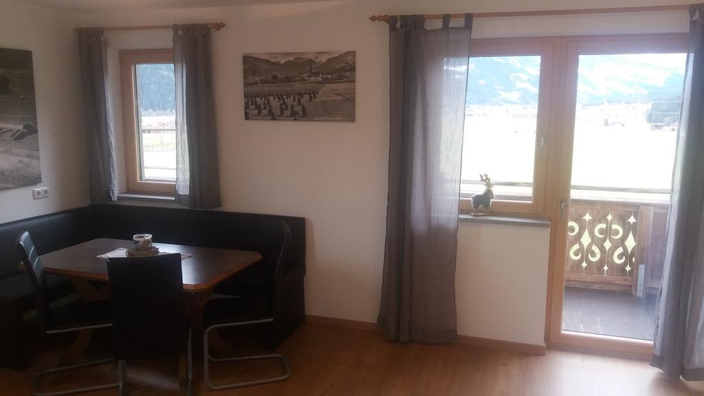 Böglerhof Lägenhet Uderns Exteriör bild
